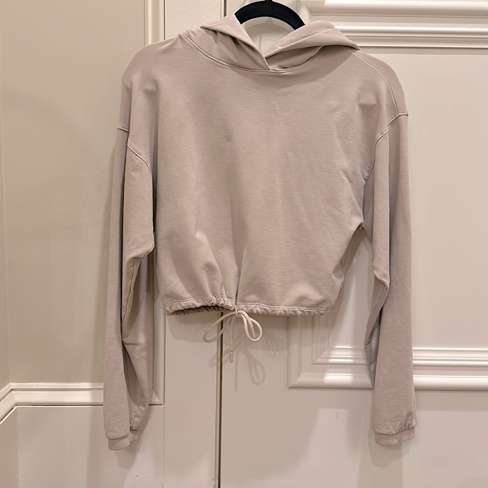 Aritizia The Group Babaton Women’s Beige Vanguard Hoodie W/ Drawstring Waist